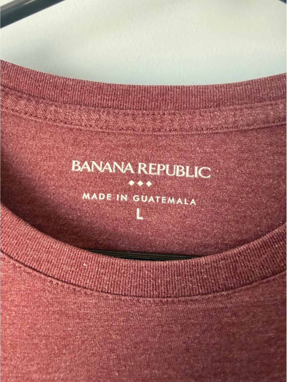 Banana Republic Men's Large Maroon Graphic T-Shirt with Beer Bottle Print, 60% C